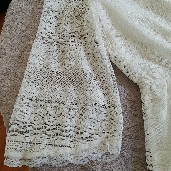 NWOT BAND OF GYPSIES FOR ANTHRO WHITE LACE V-NECK ROMPER LINED SO BEAUTIFUL - Picture 9 of 9